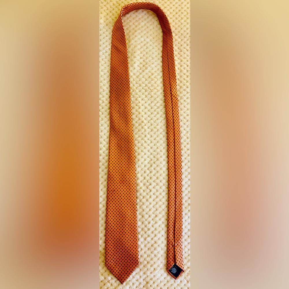 Men’s “Tommy Hilfiger” Burnt Orange Diamond Print Tie